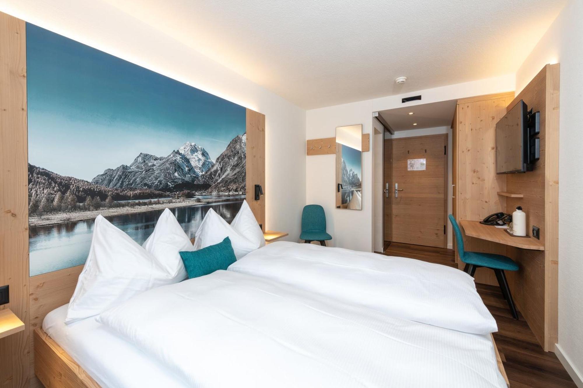 Berghotel Randolins St Moritz Exterior foto
